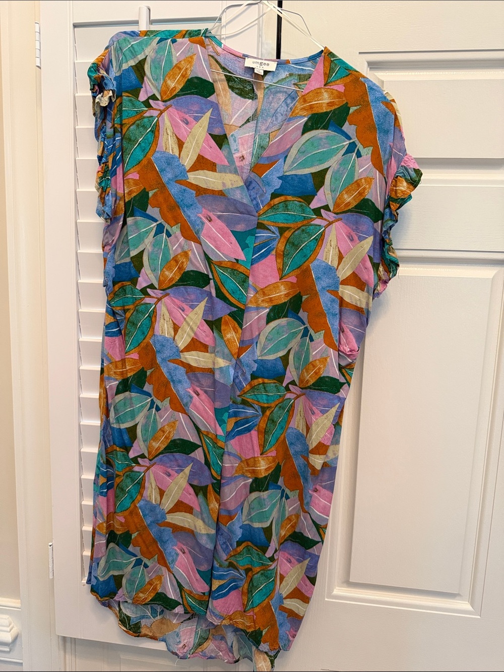 Umgee Leaf-Print V-Neck Midi Dress in Teal, Pink & Rust